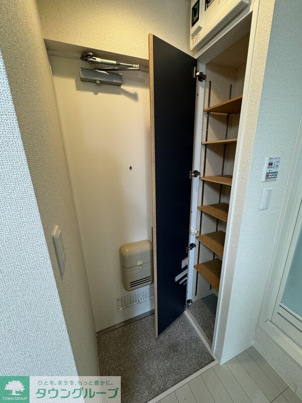 玄関(同シリーズ)