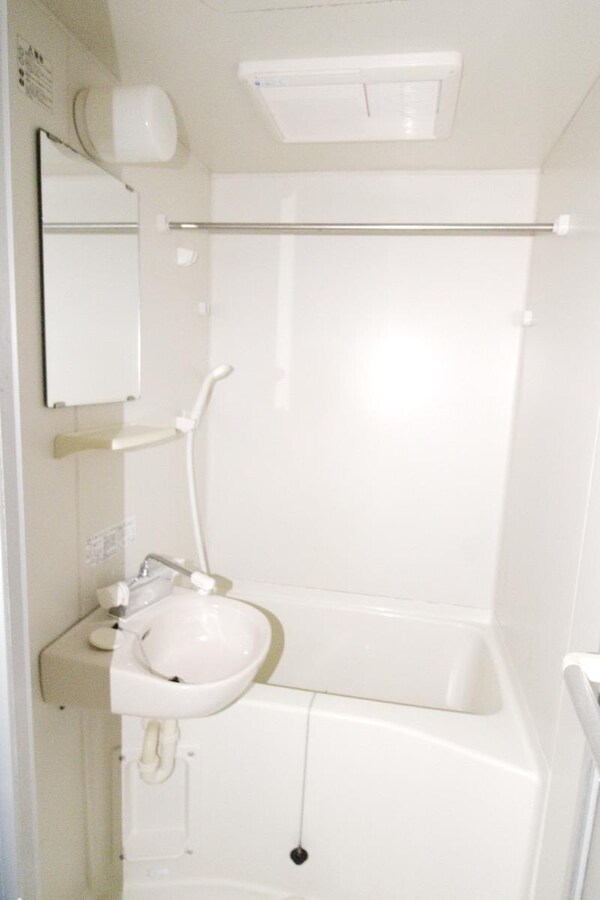 バス／シャワールーム等(洗面)