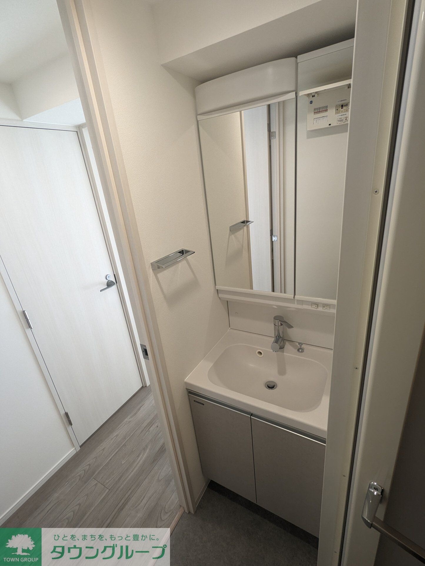 物件内観写真5　(洗面)