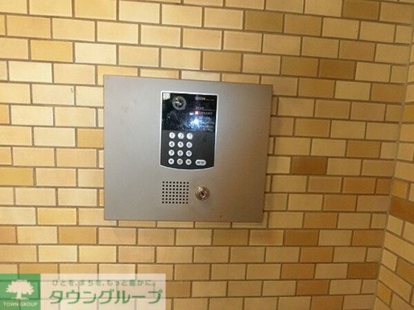 その他(オートロック　※2021年5月撮影)