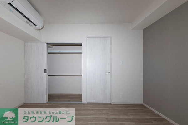 寝室(内見の予約先はタウンハウジング池袋東口店になります★★)