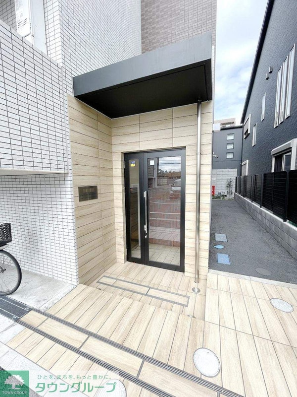 エントランス(エントランス)