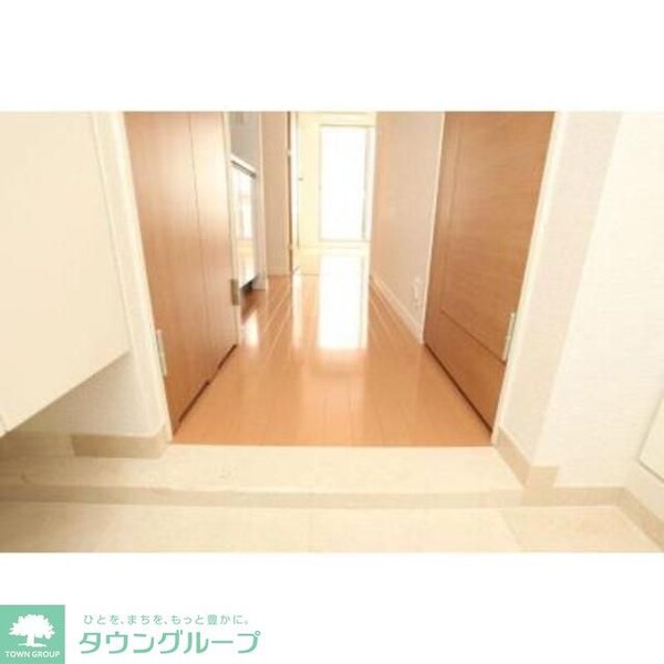玄関(※写真は同タイプ住戸です。)