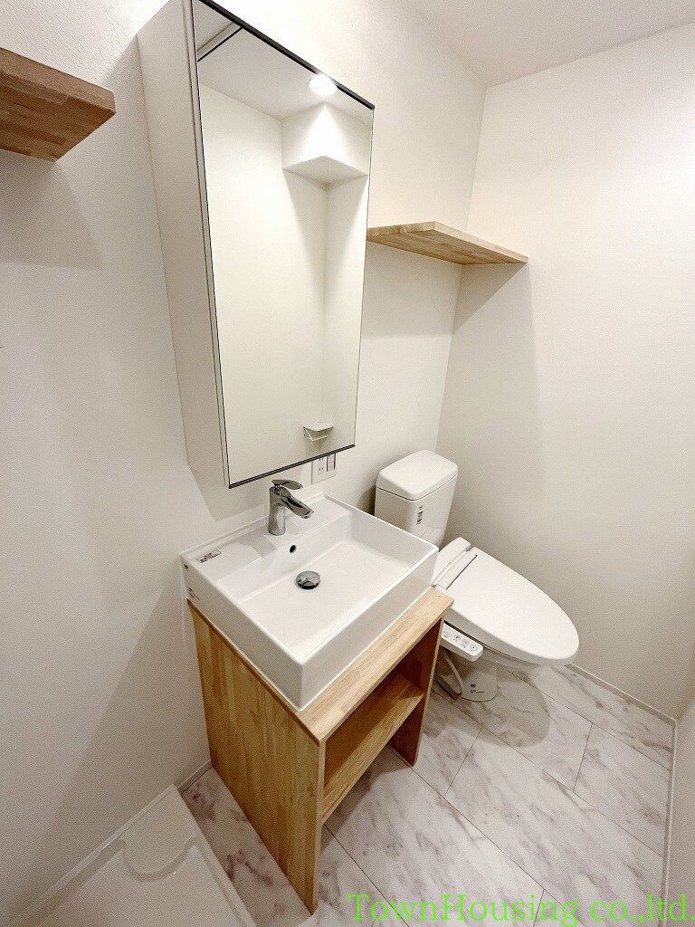 物件内観写真6　(洗面所)