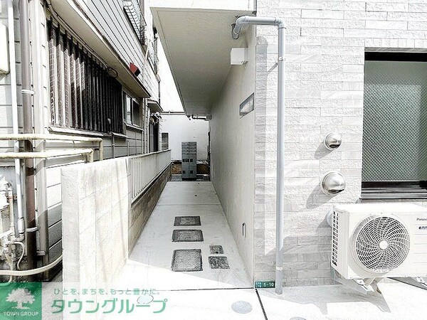 エントランス(部屋探しは株式会社　タウンハウジング　までお気軽にお問合せ…)