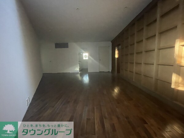 エントランス(部屋探しは株式会社　タウンハウジング　までお気軽にお問合せ…)