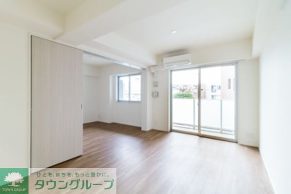 リビング・居室(※写真は同タイプ住戸です。)