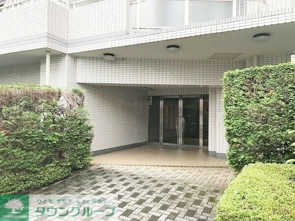 エントランス(部屋探しは株式会社　タウンハウジング　までお気軽にお問合せ…)