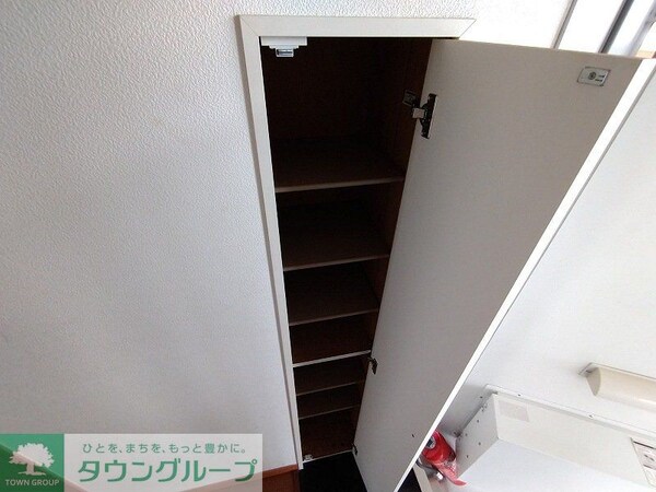 玄関(シューズボックス)