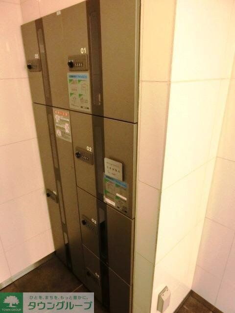 物件内観写真15　(宅配ボックス)