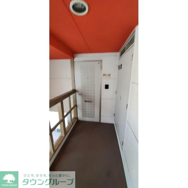 エントランス(★屋根のある玄関入り口★)