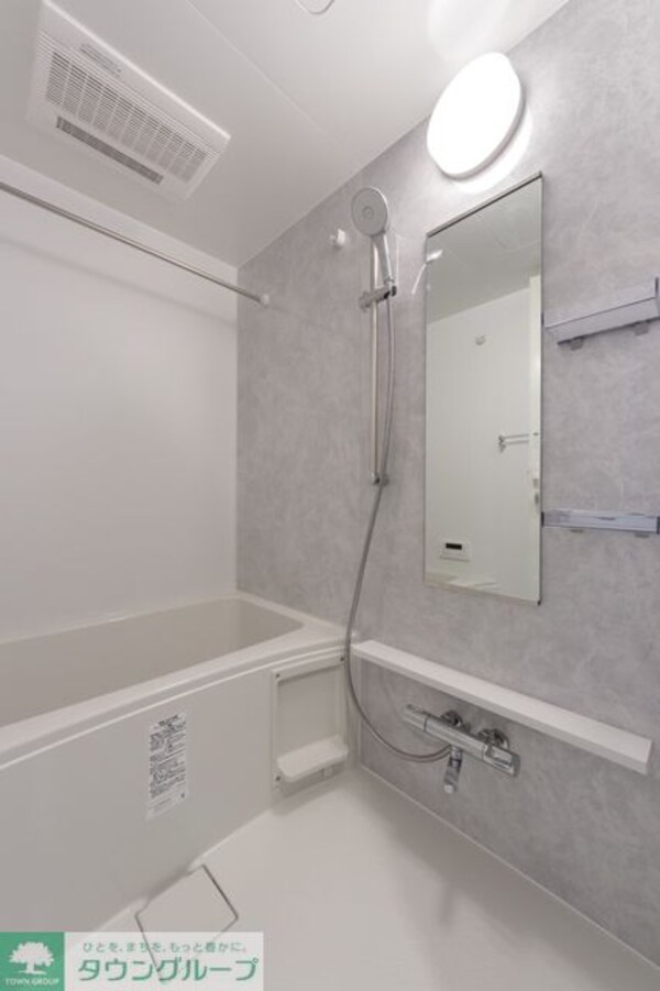 バス／シャワールーム等(※写真は同タイプ住戸です。)