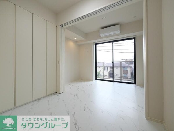リビング・居室(※別部屋参考写真)