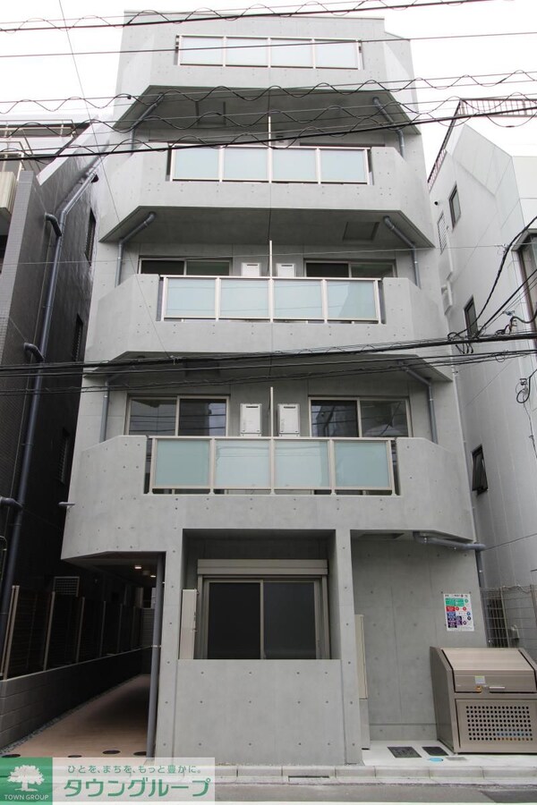 エントランス(部屋探しは株式会社　タウンハウジング　までお気軽にお問合せ…)