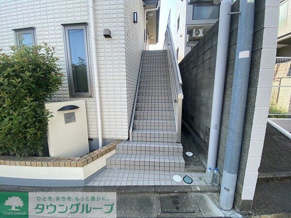 エントランス(【初期費用分割・クレカ対応】一都三県のお部屋探しは2025…)