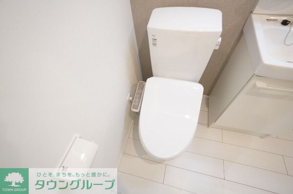 トイレ(お部屋探しは株式会社　タウンハウジング　までお気軽にお問合…)