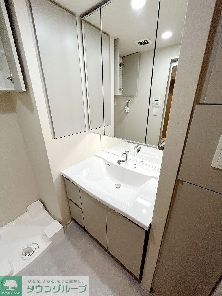 物件内観写真16　(洗面所)