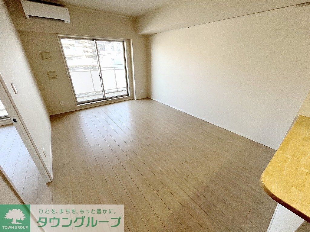 物件内観写真3　(居室)