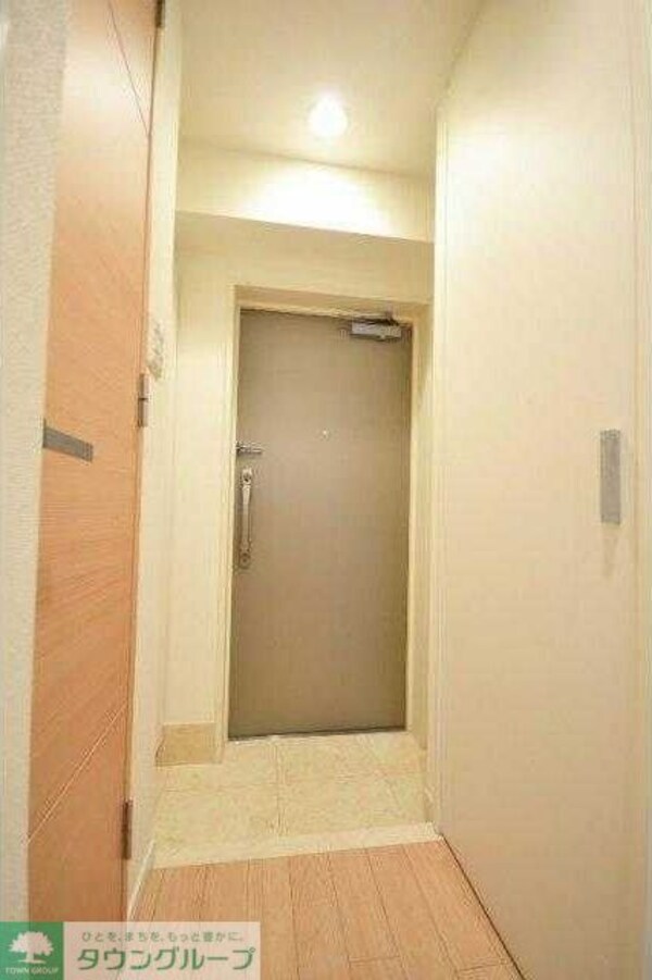 玄関(お部屋探しは株式会社　タウンハウジング　までお気軽にお問合…)