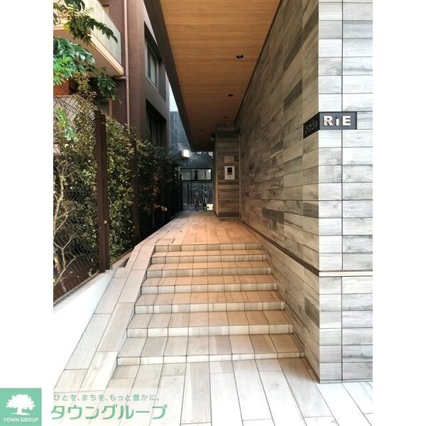 エントランス(【初期費用分割・クレカ対応】一都三県のお部屋探しは2025…)