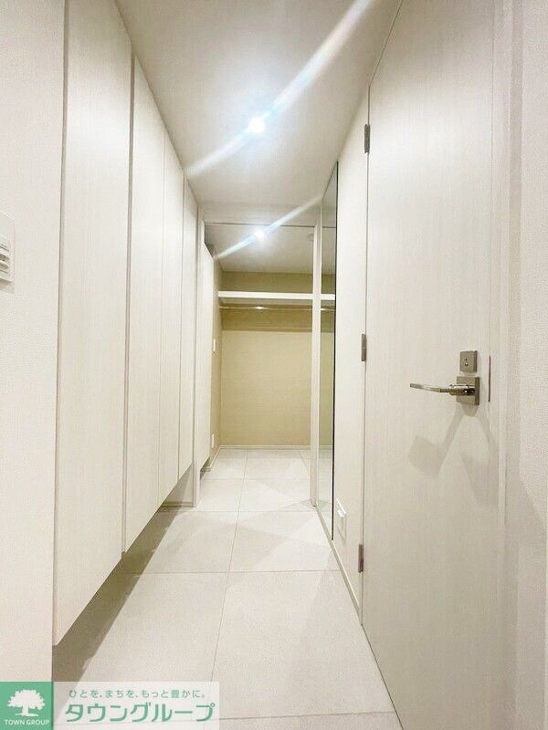 玄関(お部屋探しは株式会社　タウンハウジング　までお気軽にお問合…)