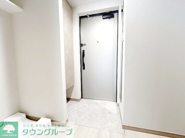 玄関(お部屋探しは株式会社　タウンハウジング　までお気軽にお問合…)