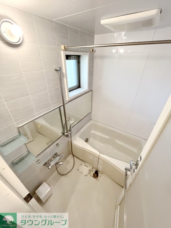 バス／シャワールーム等(※同室タイプ参考写真)