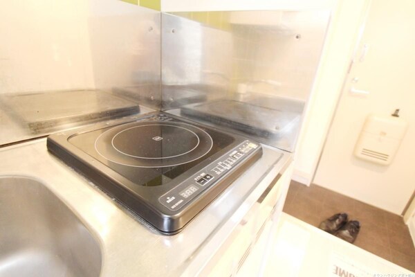 キッチン(IHコンロ付き)