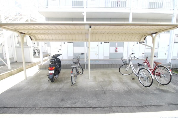 共有部分(自転車置き場)