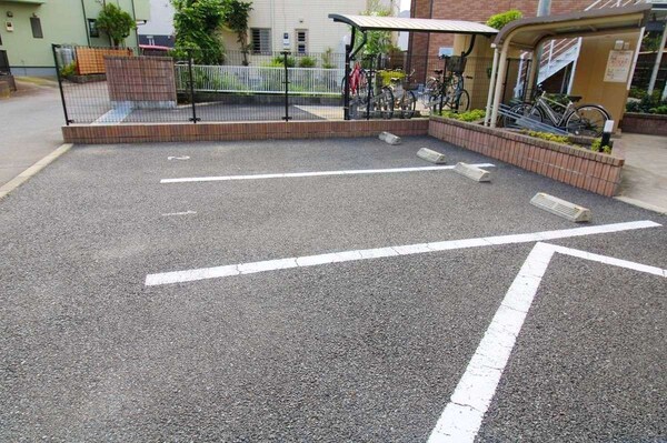 駐車場(★駐輪場完備★)
