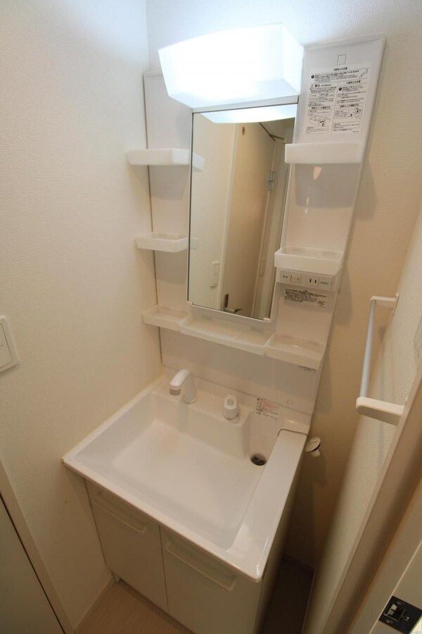 洗面(※同施工会社参考写真)