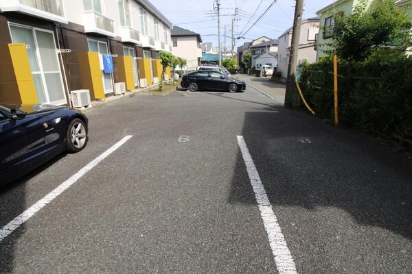 駐車場(★駐輪場完備★)