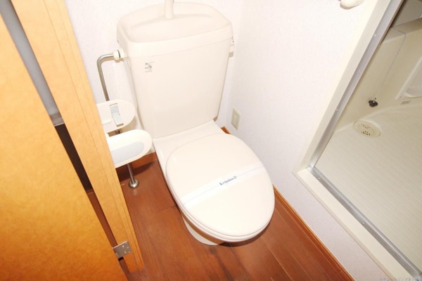 トイレ(トイレ)