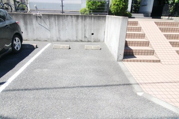 駐車場(駐車場)