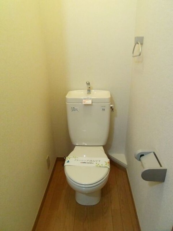トイレ(洗浄機能付便座新設しました！)