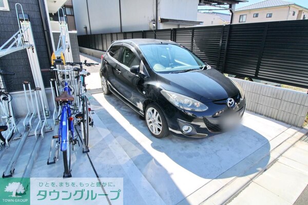 駐車場(駐車場)