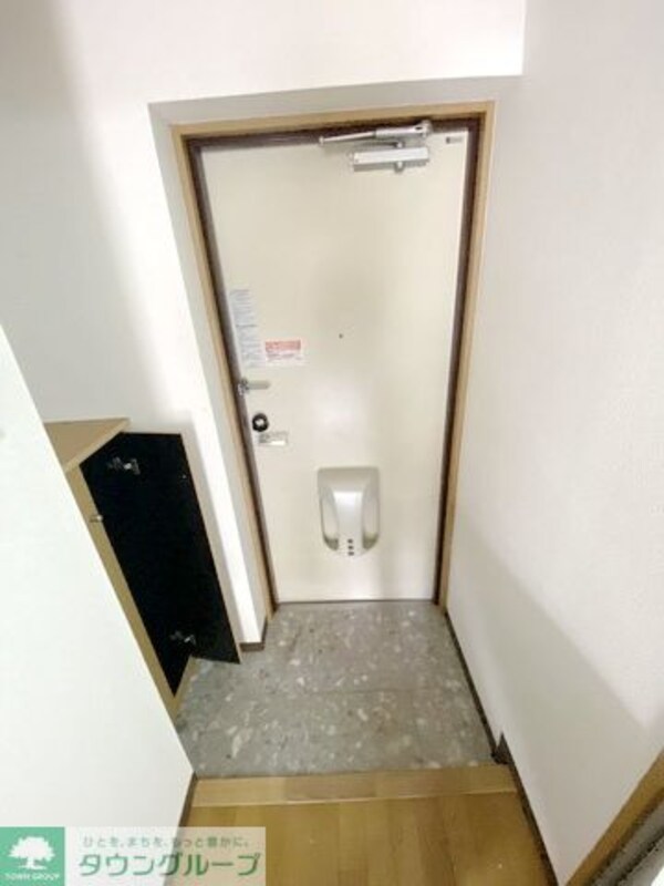 玄関(別部屋参照)