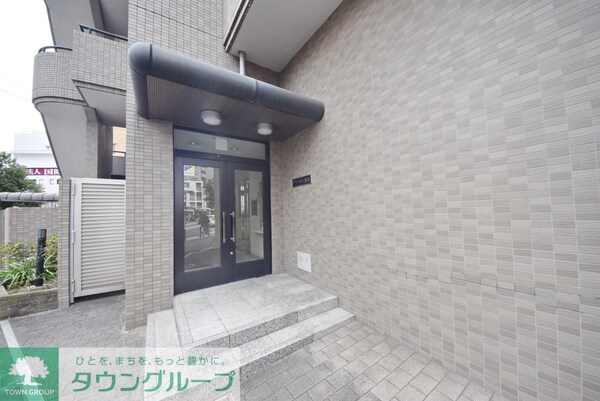 エントランス(★駅まで平坦5分以内★)
