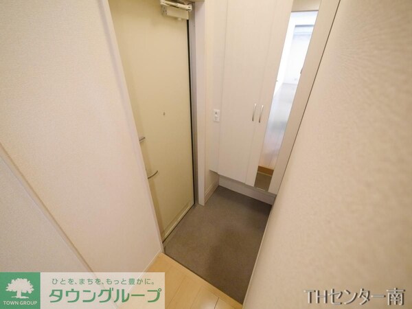 玄関(同施工会社参考)