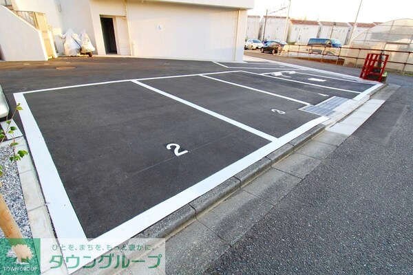 駐車場(駐車場)