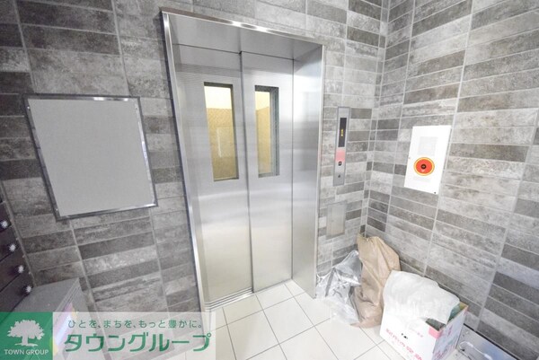 エントランス(エントランス)