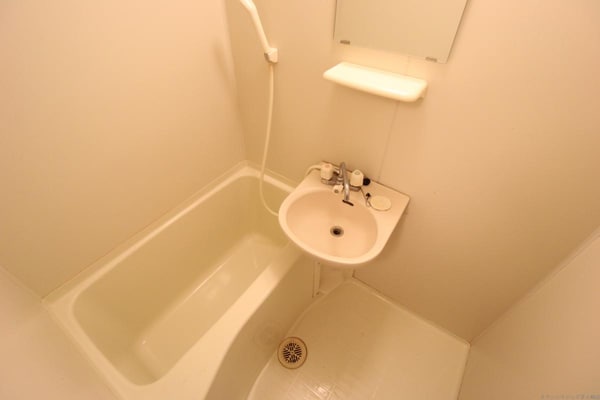 バス／シャワールーム等(バス／シャワールーム等)