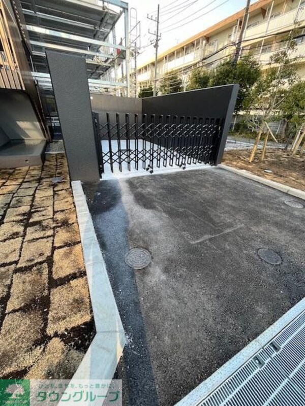 設備(敷地内ごみ置き場)