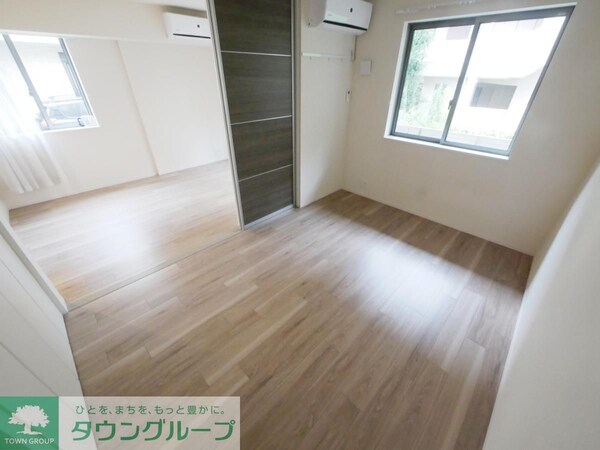 リビング・居室(別部屋参考写真)