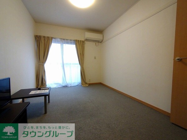 リビング・居室(1階はフローリング仕様です。)