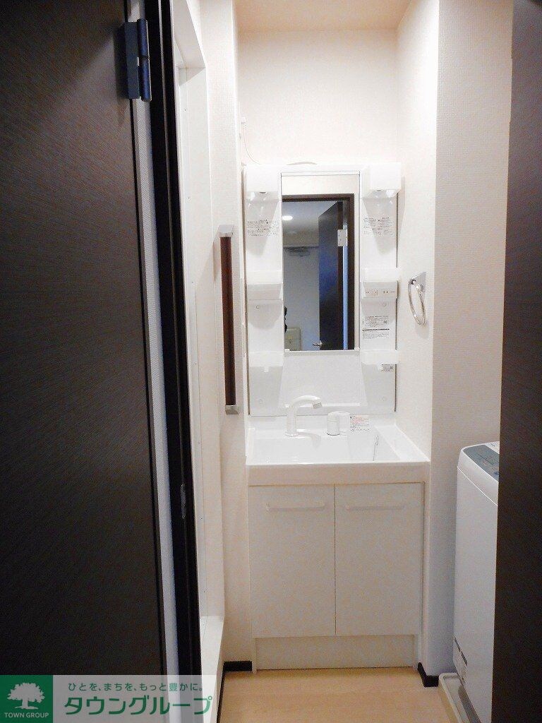 物件内観写真10　(独立洗面台)