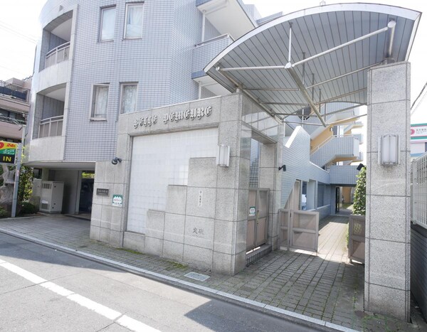 エントランス(エントランス)