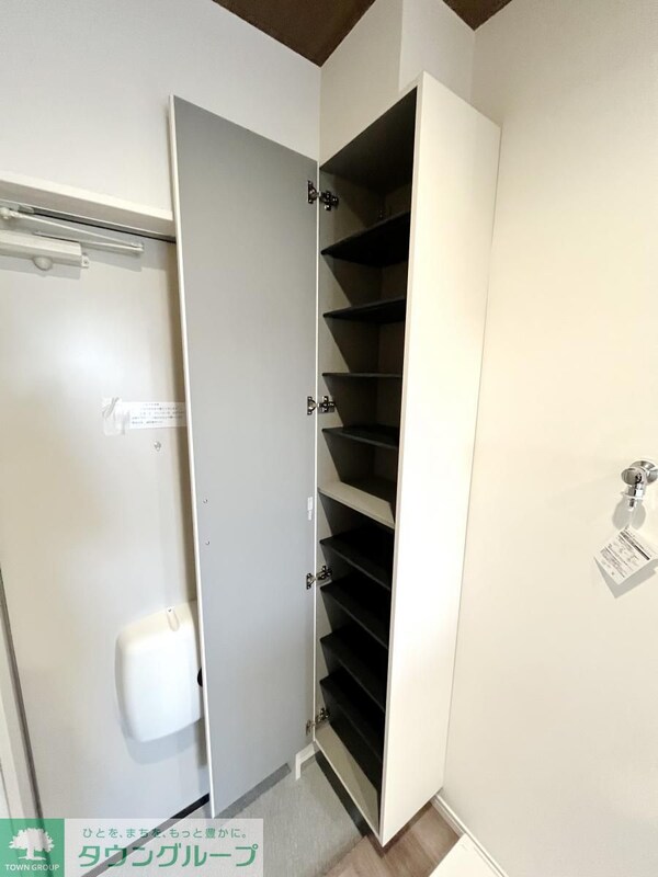 玄関(★お部屋探しは、タウンハウジング多摩センター店へ★)