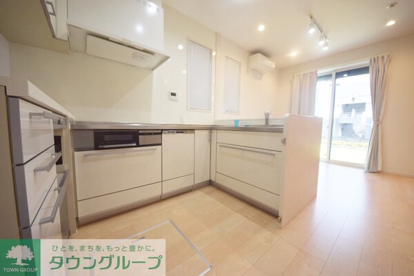 キッチン(★お部屋探しは株式会社タウンハウジング東京まで★)