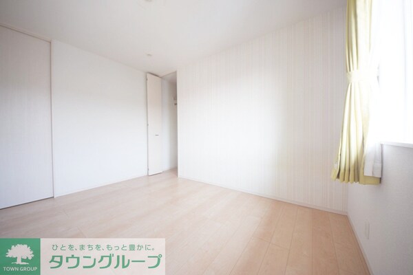 寝室(★お部屋探しは株式会社タウンハウジング東京まで★)